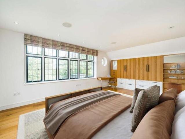 Farm for rent in London Borough of Barnet, Greater London