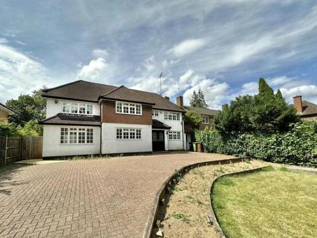House for sale in Radlett, Hertfordshire
