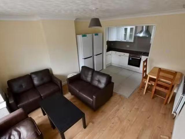 House for rent in London Borough of Hounslow, Lower Feltham