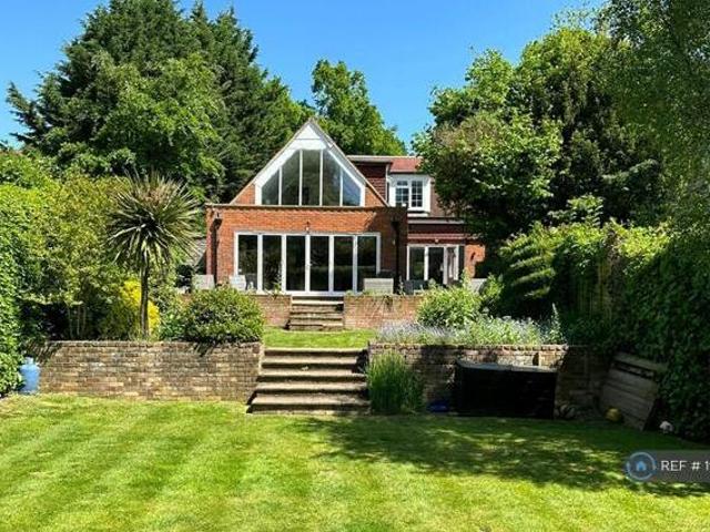 House for rent in Batchworth, Hertfordshire