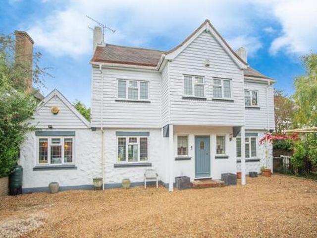 House for rent in Lyons, Greater London