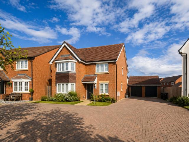 Farm for rent in Biddenham, Bedford