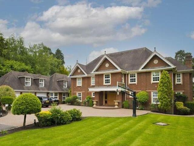 House for sale in Surrey