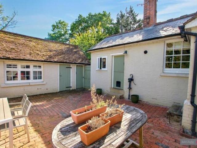 Farm for rent in Higham Wood, Bourne Vale