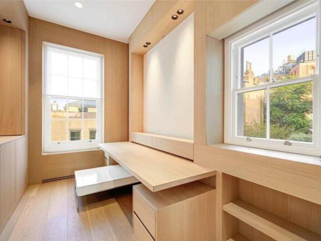 Cottage for rent in Cat Hill
