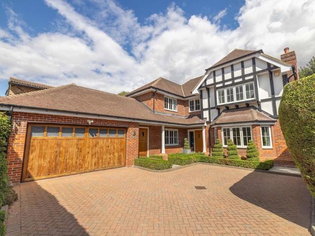House for sale in Chalfont St. Peter, Denham