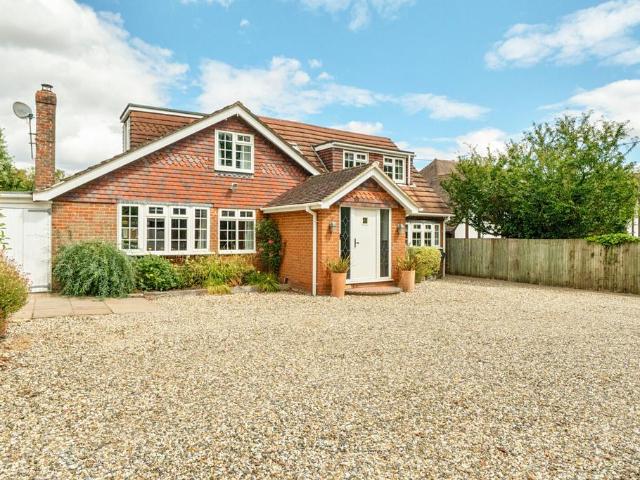 House for sale in Tidmarsh, West Berkshire