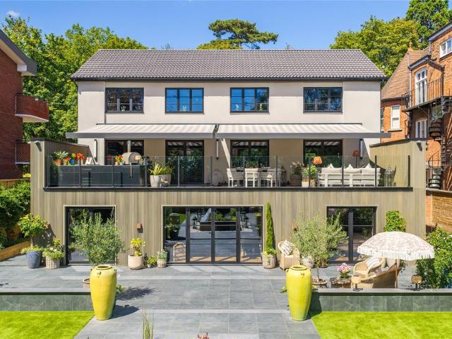 House for sale in Bedford