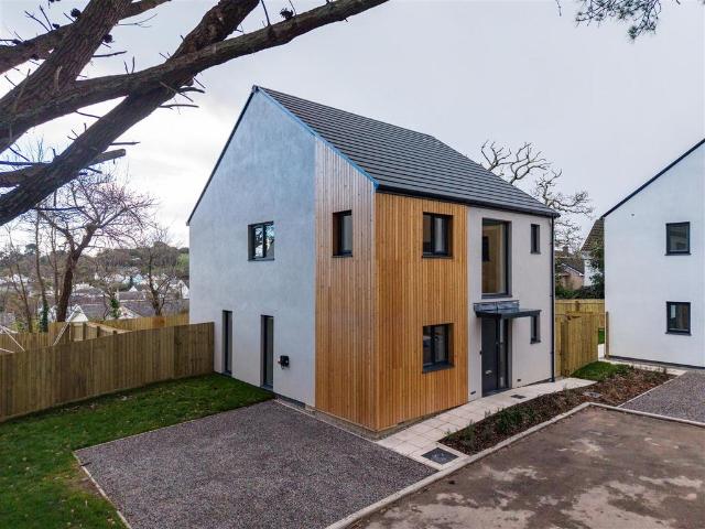 House for sale in St Blazey, Cornwall