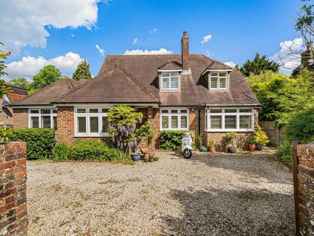 House for sale in Bolton Low Houses, Hampshire