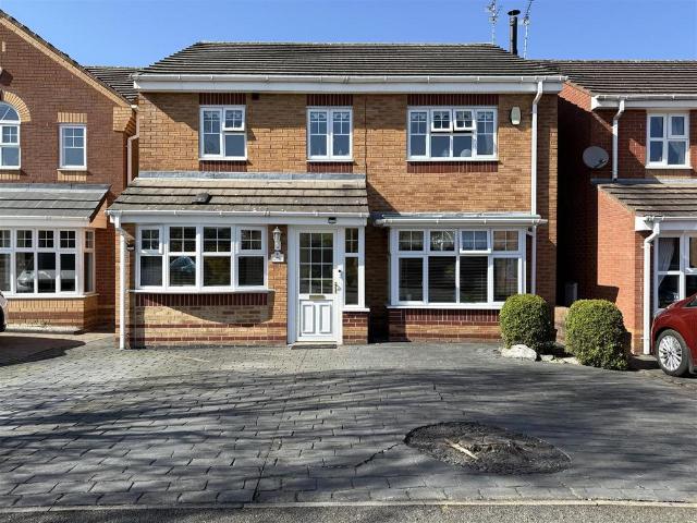 House for sale in Chadsmoor, Staffordshire