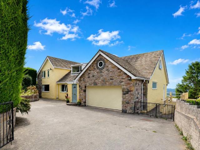 House for sale in Old Colwyn, Wales