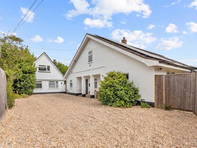 House for sale in Littlecote, West Sussex