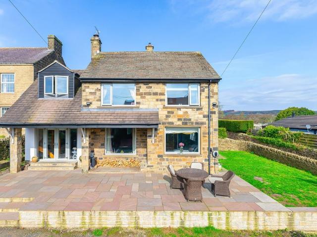 House for sale in Bingley, West Yorkshire