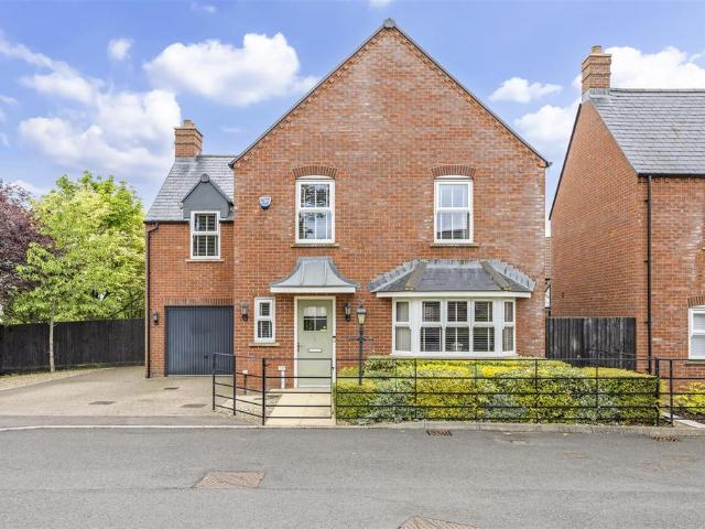 House for sale in Pamington, Gloucestershire