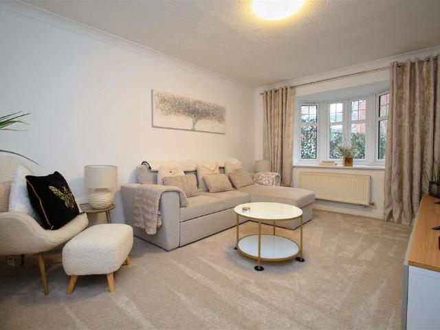 House for sale in Haughton Green, Greenheys