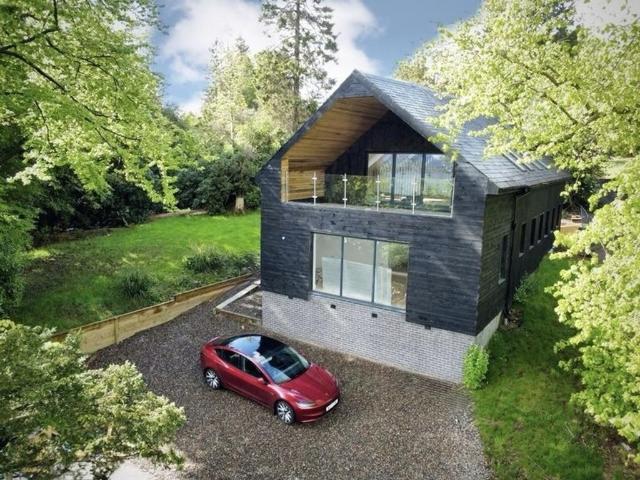 House for sale in Rhu, Scotland