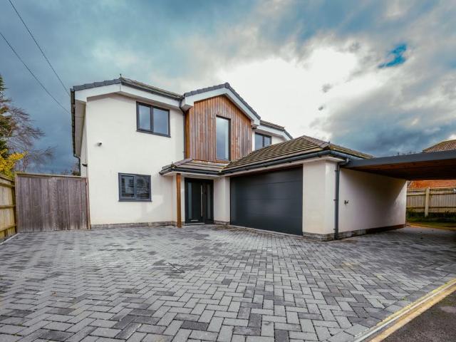 House for sale in Cross In Hand, East Sussex