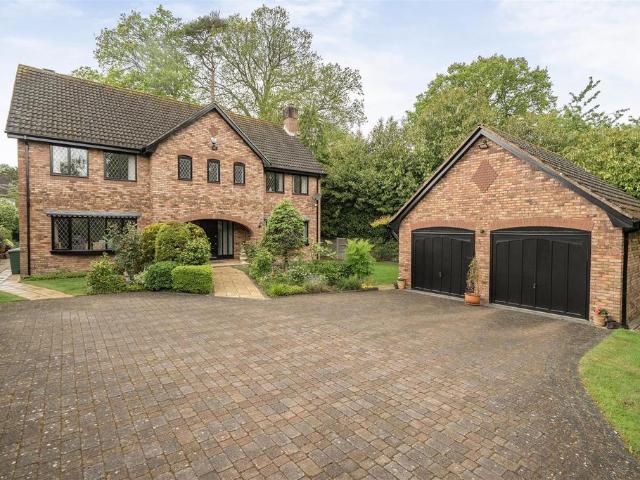 House for sale in Red Hill, Surrey