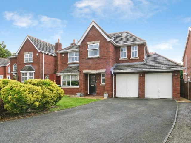 House for sale in Hunts Cross, Calderstones