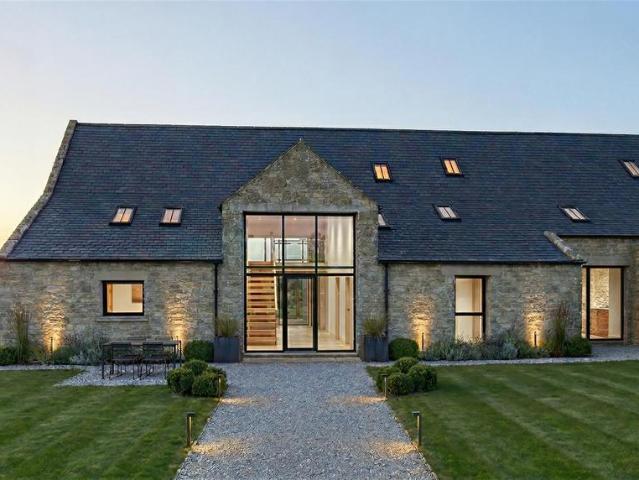 House for sale in Killinghall, North Yorkshire