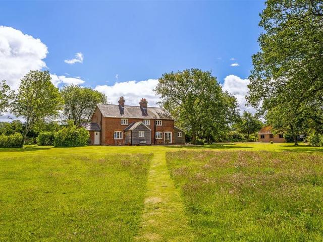 House for sale in Bolton Low Houses, Hampshire