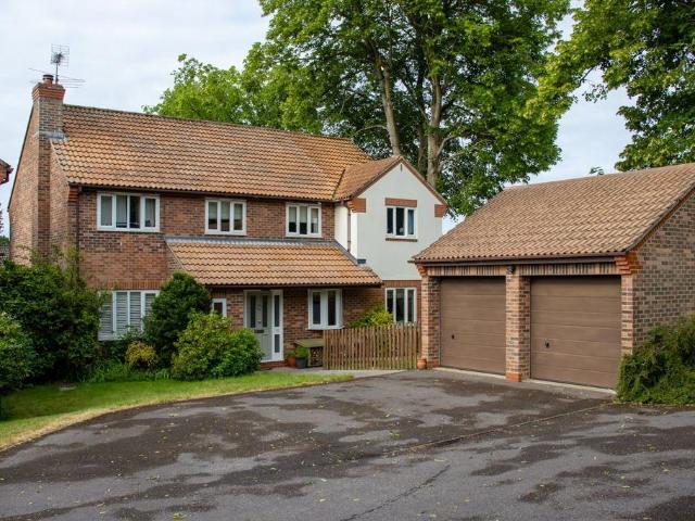 House for sale in New Alresford, Hampshire