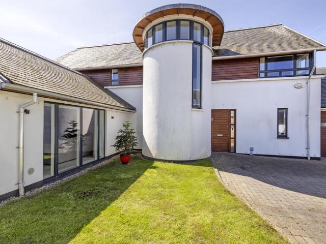 House for sale in Cramond, Scotland