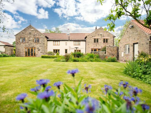 House for sale in Clayton, South Yorkshire