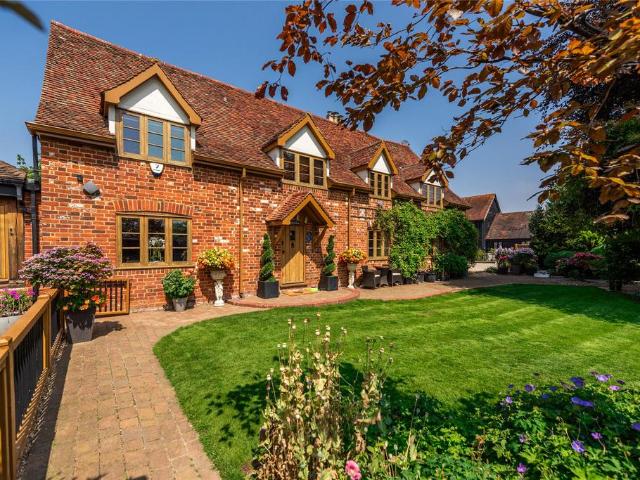 House for sale in King's Walden, Hertfordshire