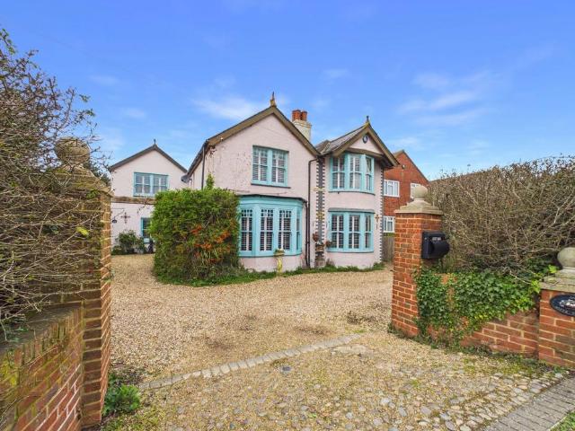 House for sale in The Bridge, Kent