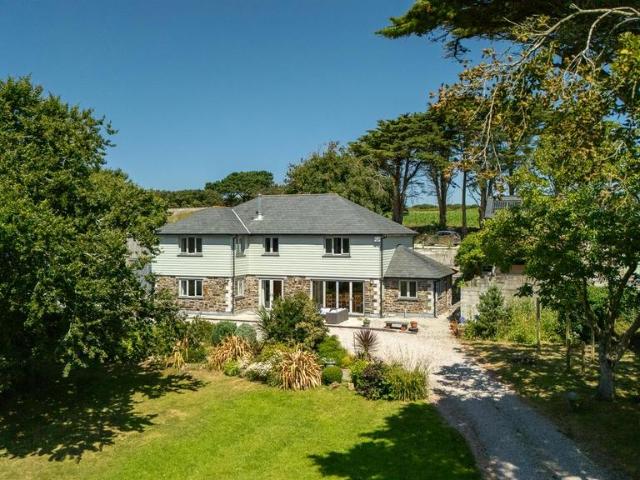 House for sale in Mawgan-in-Pydar, St Eval