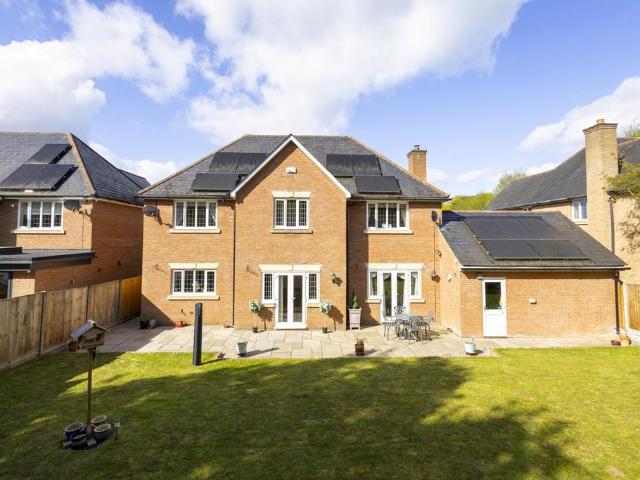 House for sale in The Bridge, Kent