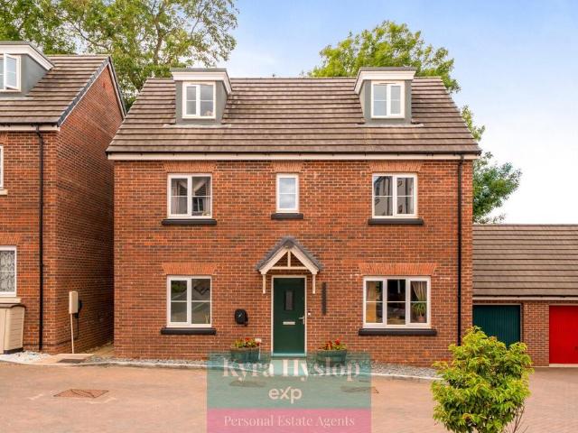 House for sale in Watergate, Devon