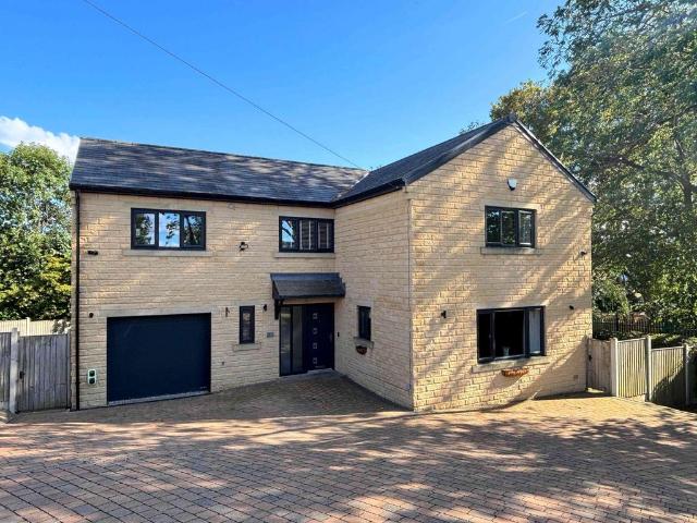 House for sale in West Yorkshire