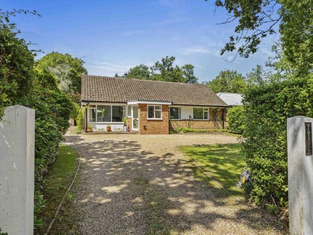 House for sale in Wooburn, Berghers Hill