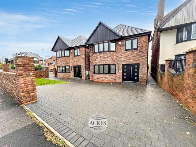 House for sale in West Midlands