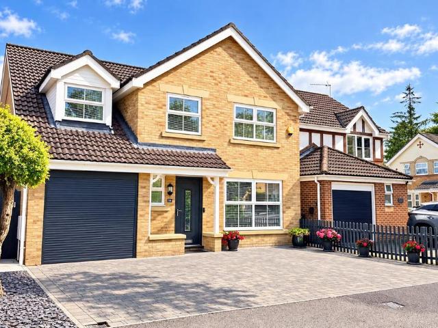 House for sale in Ebblake, Verwood