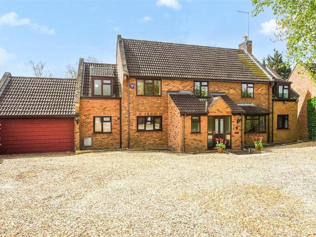 House for sale in Hackleton, Northamptonshire