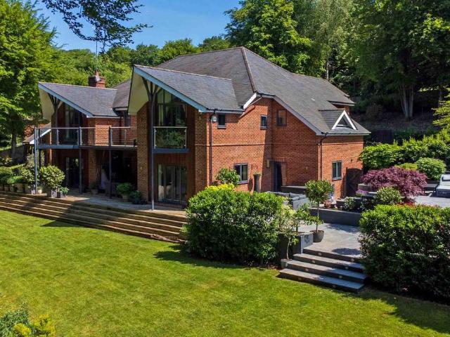 House for sale in Chepping Wycombe, Tylers Green