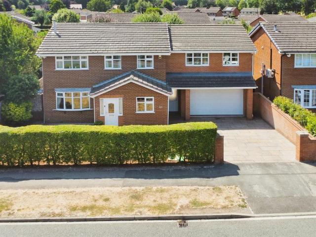 House for sale in Tickhill, South Yorkshire