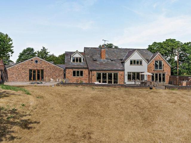 House for sale in Tilston