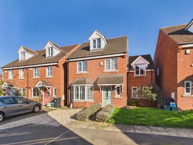 House for sale in Saintbridge, Gloucester