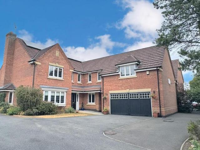 House for sale in Allestree, East Midlands