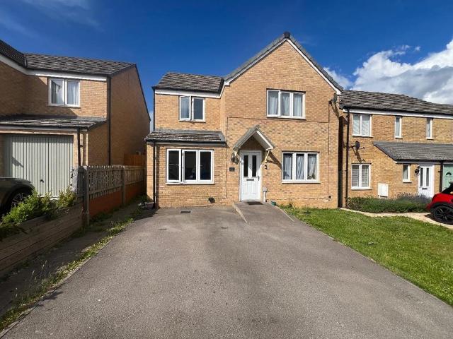 House for sale in Desborough