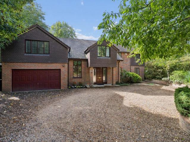 House for sale in Latimer and Ley Hill, Latimer
