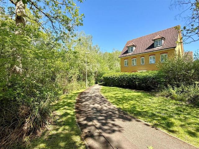House for sale in Whiteley, Hampshire