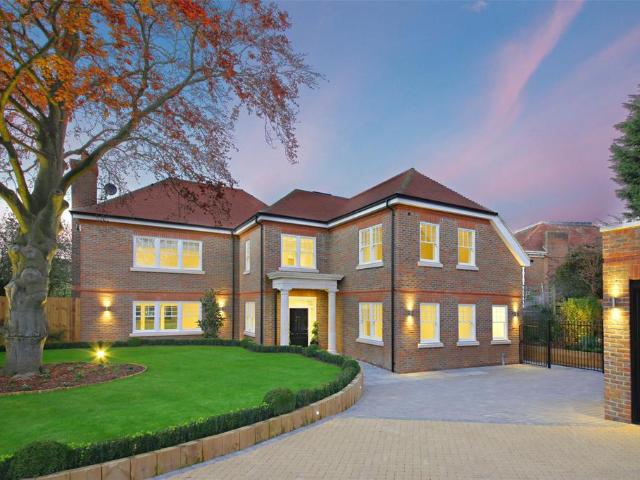 House for sale in Greater London