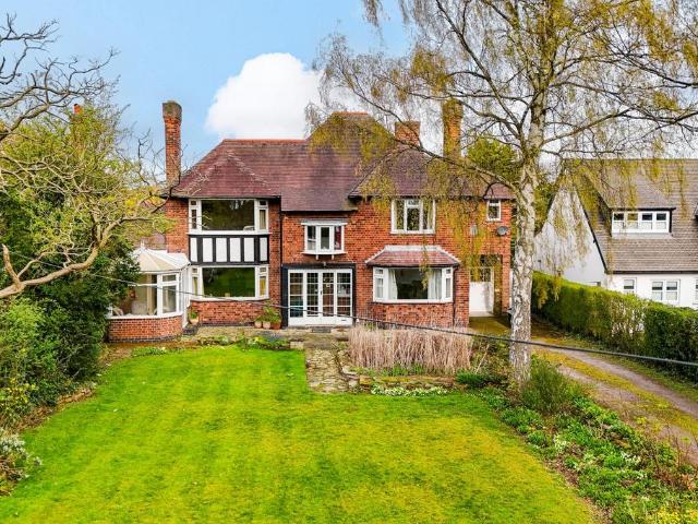House for sale in Barton In Fabis, East Midlands