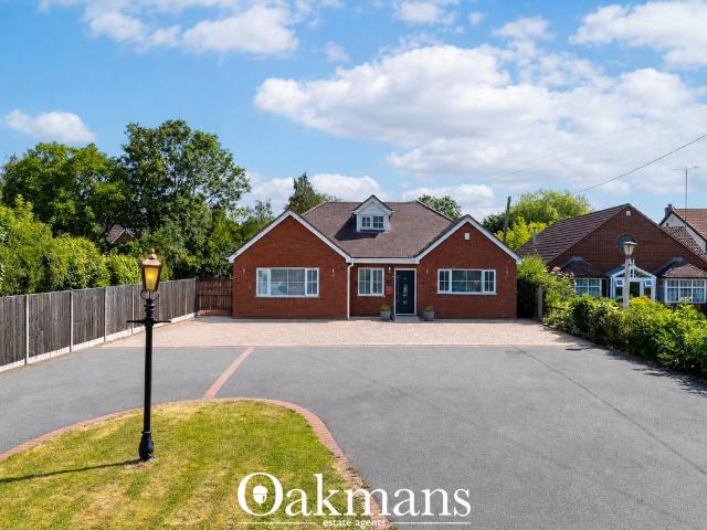 House for sale in Bromsgrove, Worcestershire